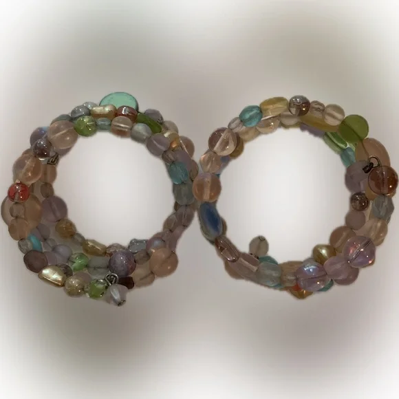 Two Glass Bead Bracelets - Picture 3 of 5